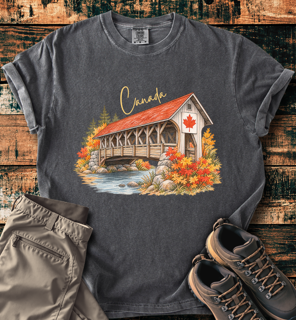 Canada Autumn Maple Leaf Scenic T-shirt