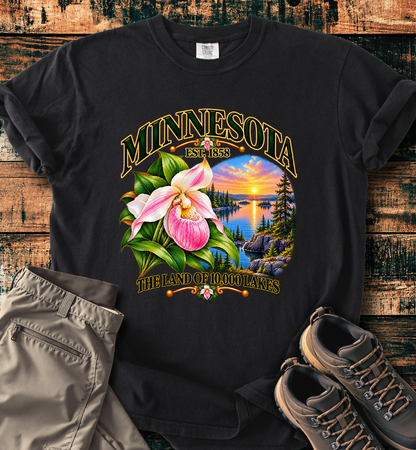 Minnesota - The Land of 10,000 Lakes T-Shirt