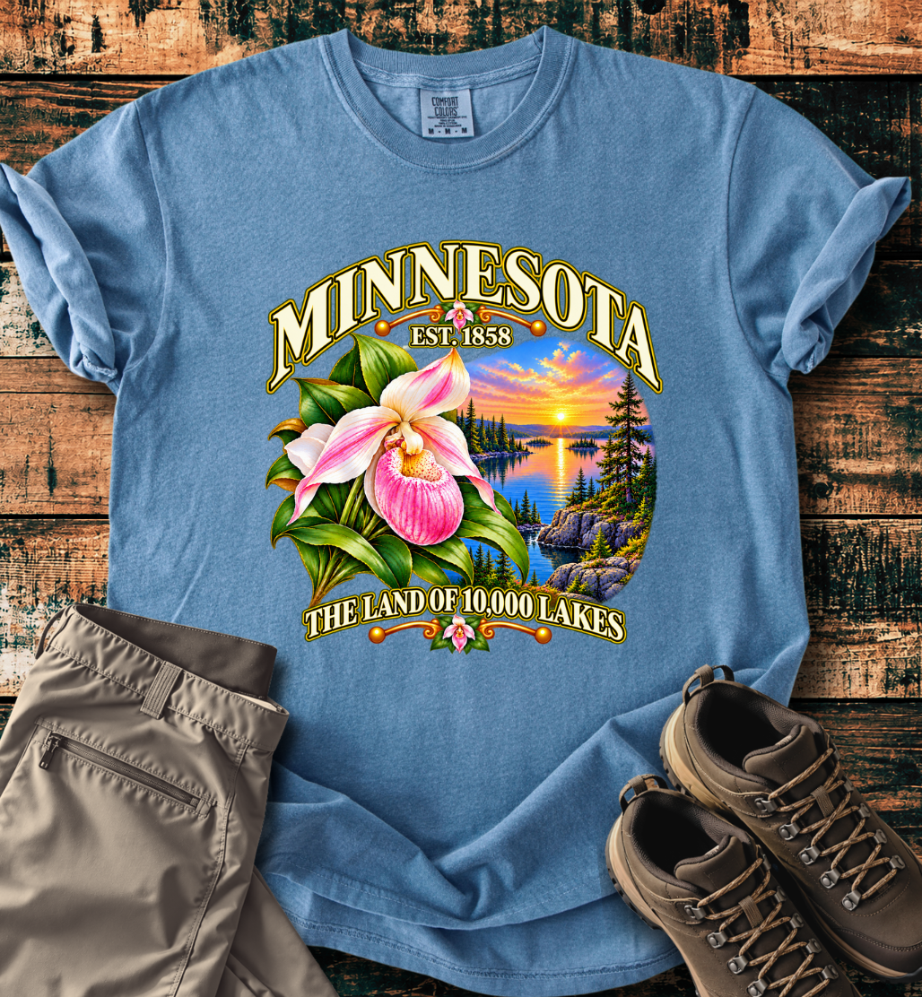 Minnesota - The Land of 10,000 Lakes T-Shirt