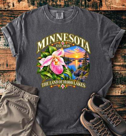 Minnesota - The Land of 10,000 Lakes T-Shirt